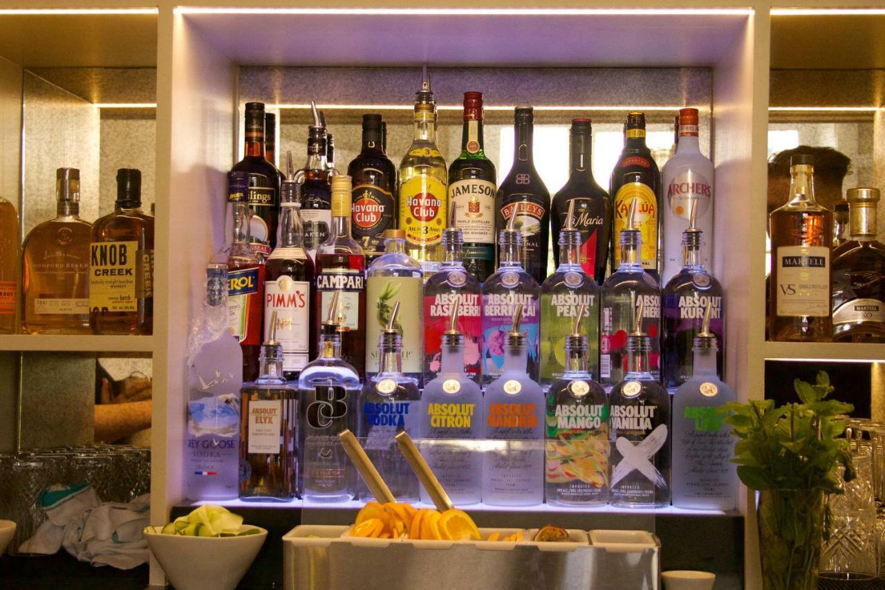 Готель The Kings Arms Кінгстон-на-Темзі Екстер'єр фото